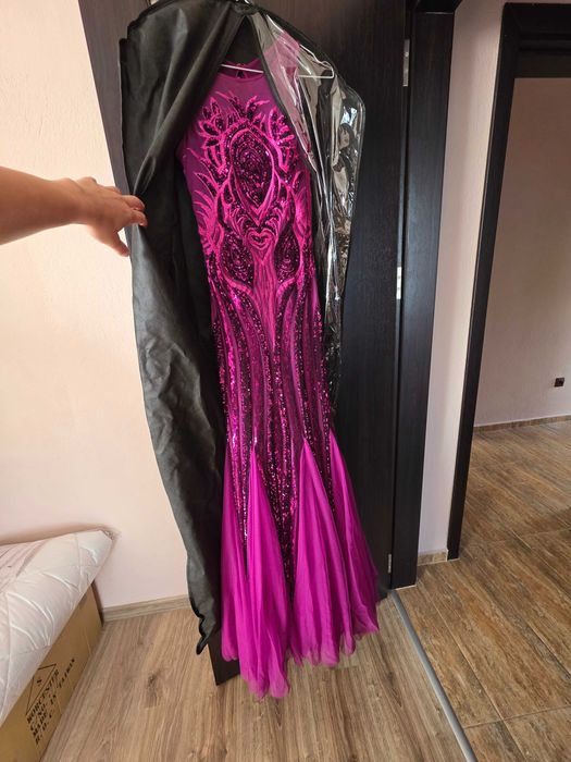 Феерична официална рокля размер С 36