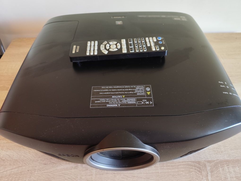 Videoproiector epson eh-tw9400