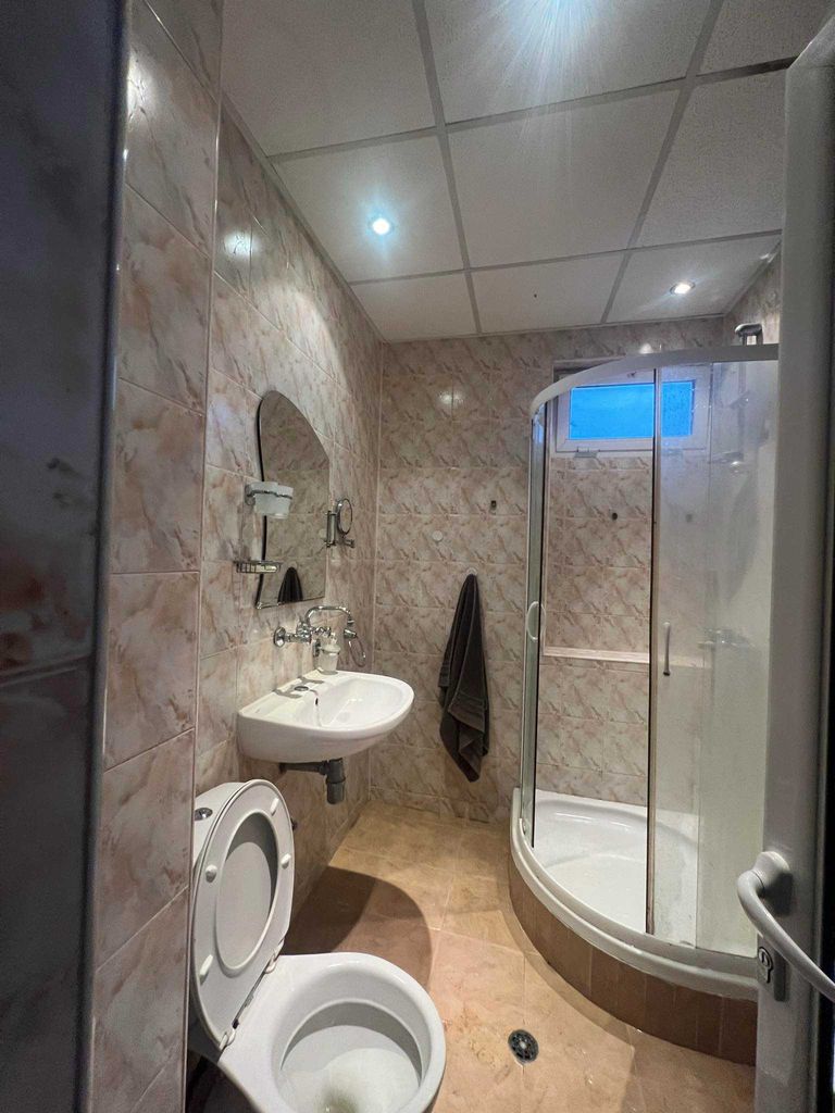 Продава се Тристаен апартамент в Пазарджик, Идеален център - 95 кв.м за 1011 €/кв.м - Снимка #4