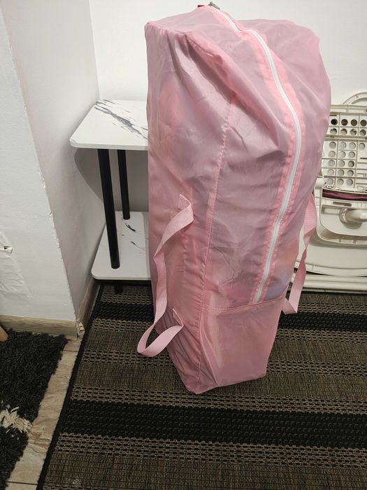 Pătuț roz bebelusi