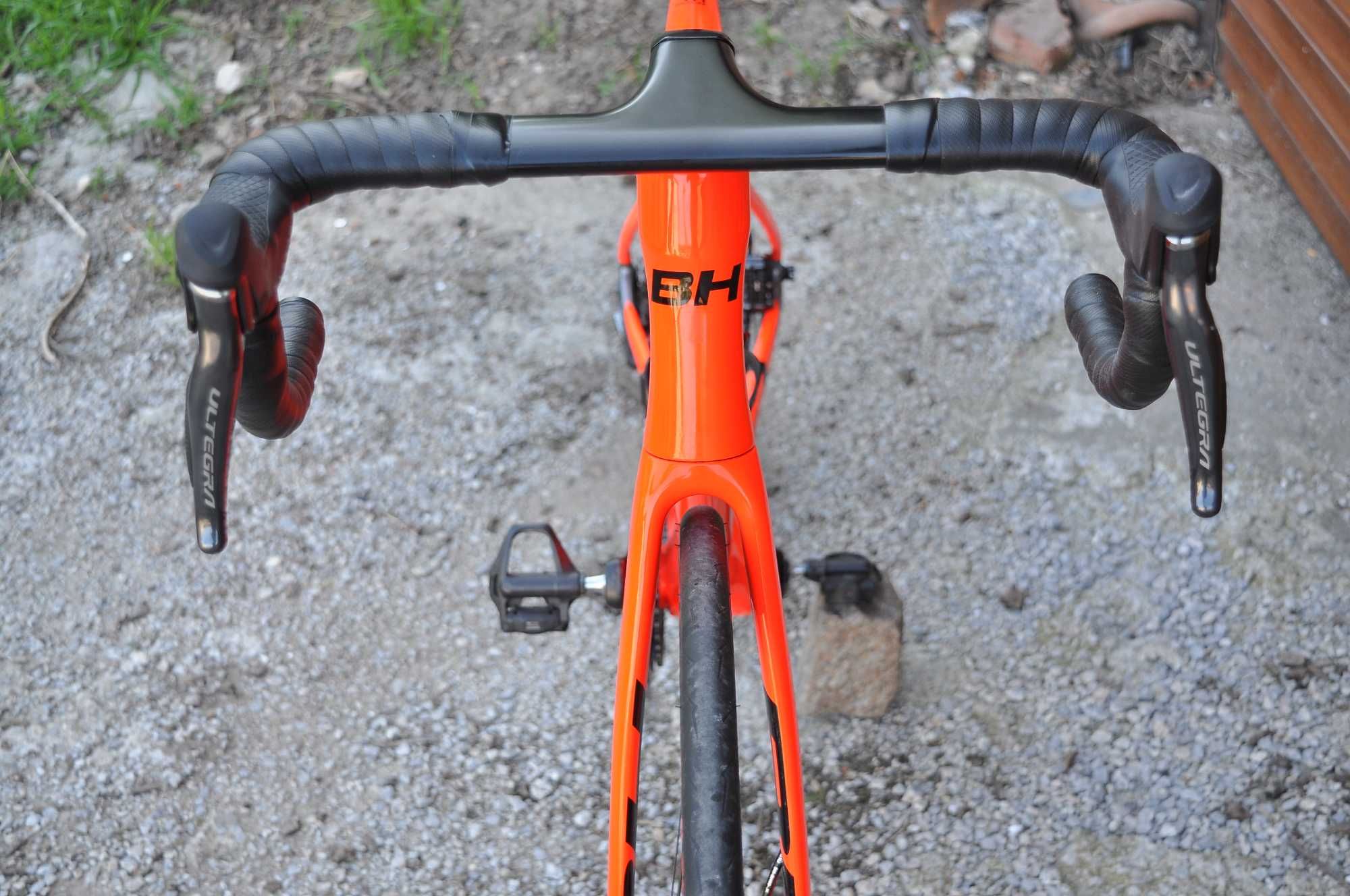 BH RS1 5.0- Ultegra Di2- карбонов шосеен велосипед