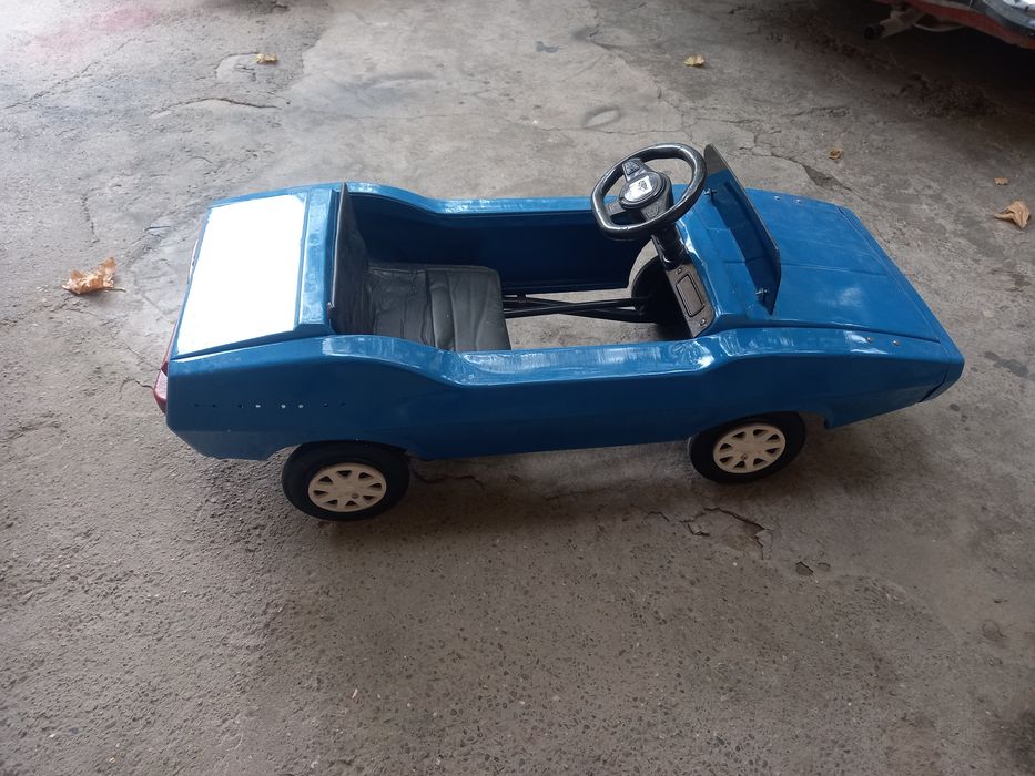 Yosh bollalar uchun  Rassiyiskiy mashina