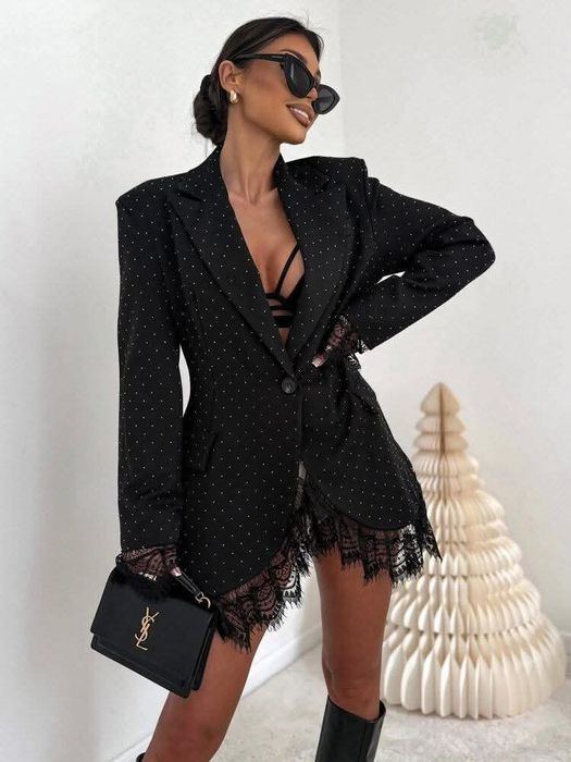 Сако с камъни размер