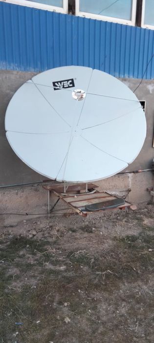 Продам спутниковую тарелку в комплекте