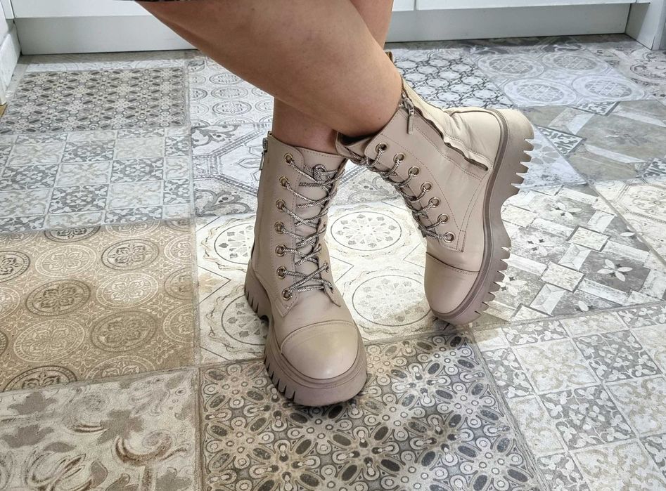 Ръчно изработени боти МАРТИНИ, 37 номер