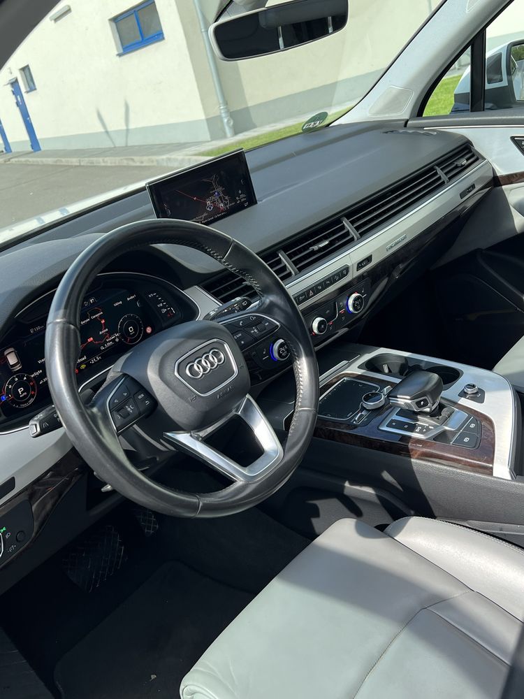 Audi Q7 3.0D 272cp 2015