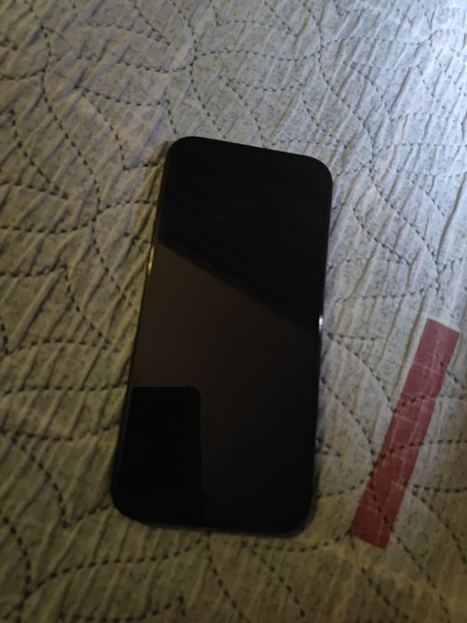 Iphone 16 pro max 100 yomkost