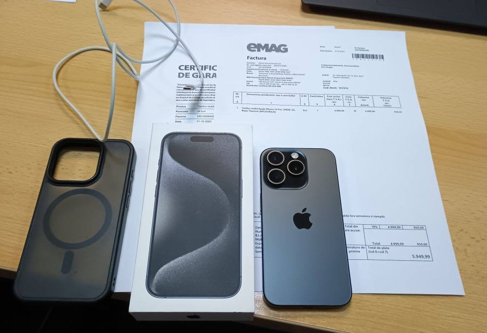 Iphone 15 Pro Factura Garanție cutie perfect husa folie