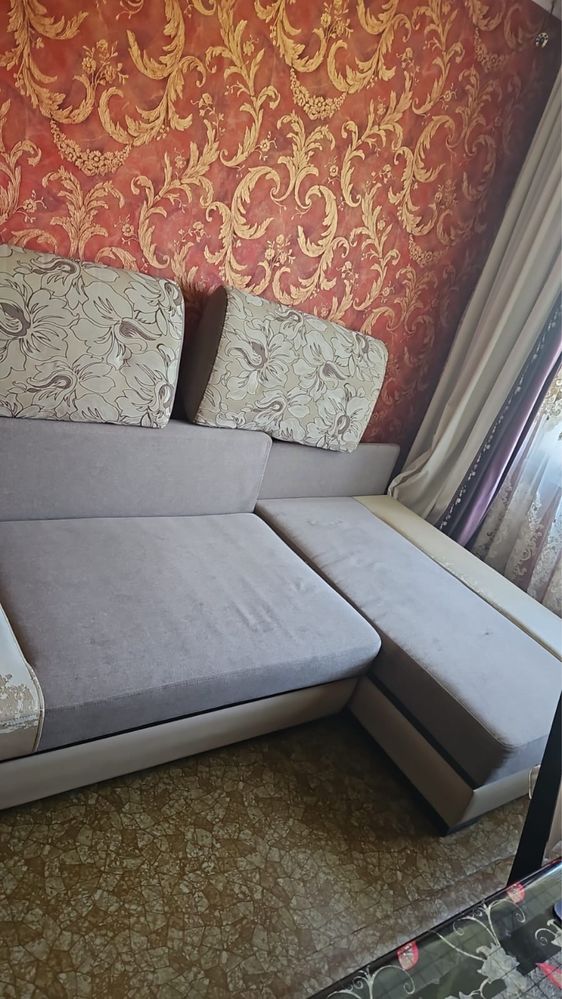 Продам диван б/у
