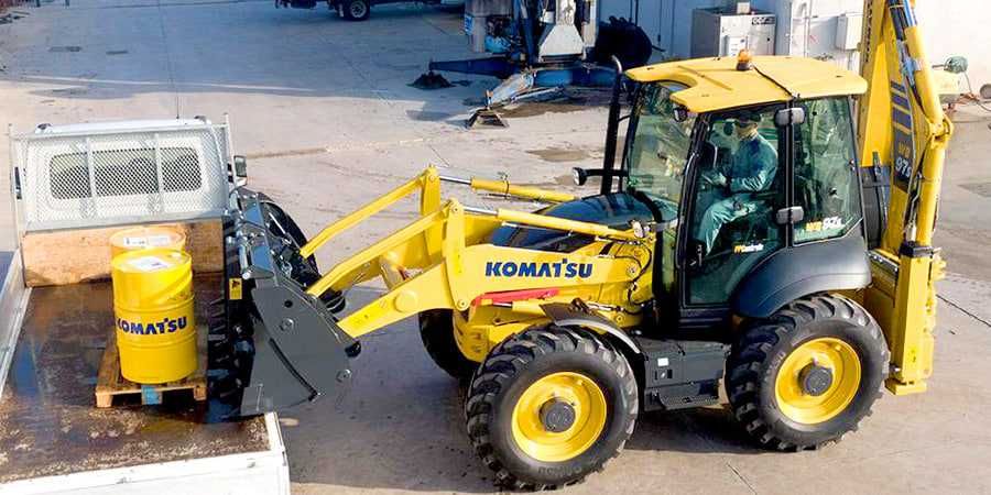 Экскаватор-погрузчик Komatsu WB97S-5E0 в наличии