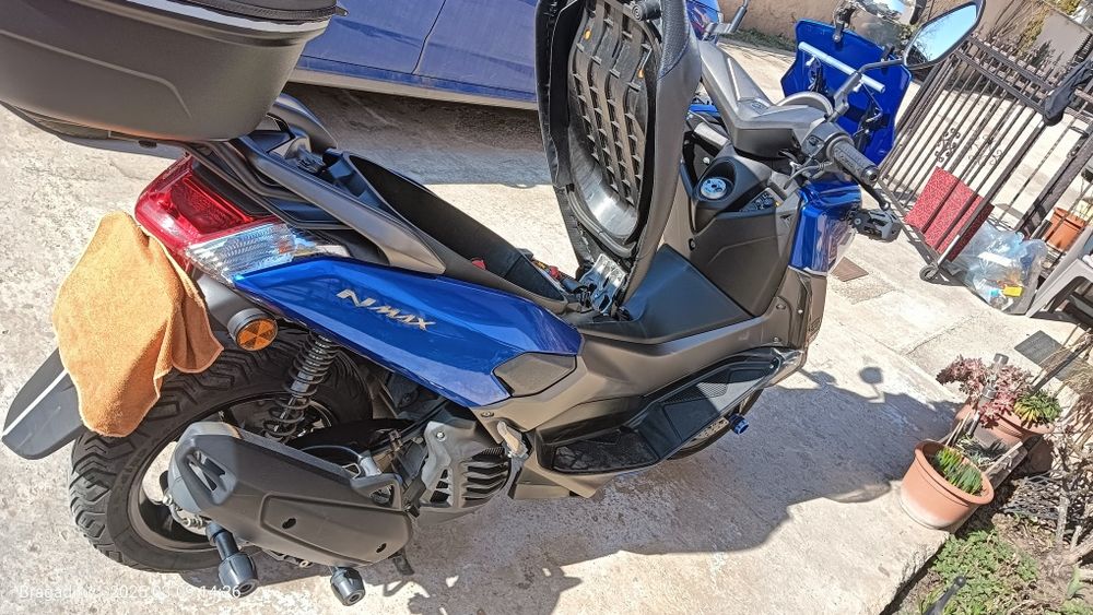Vând Yamaha Nmax