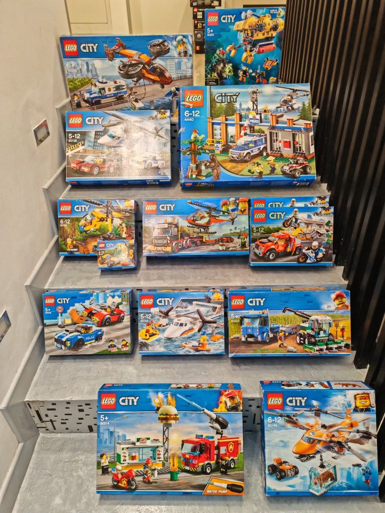 Lego Technic, City, Creator, Juniors - ca noi