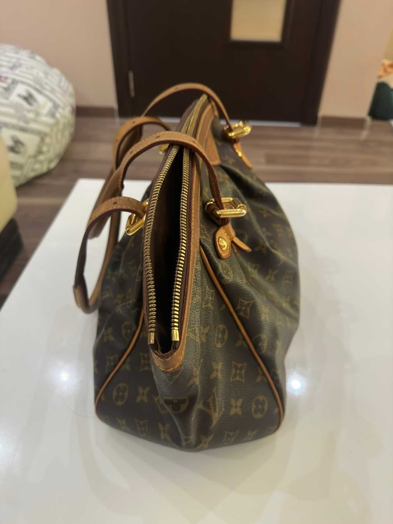 ОРИГИНАЛНА чанта Louis Vuitton