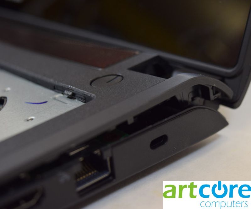 Service artcore: reparații laptop, service calculatoare, curățare praf