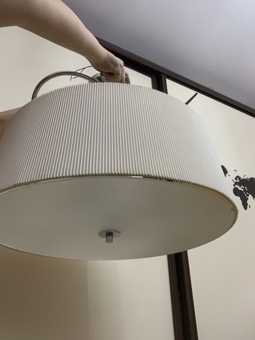 Люстра стильная для современного интерьера