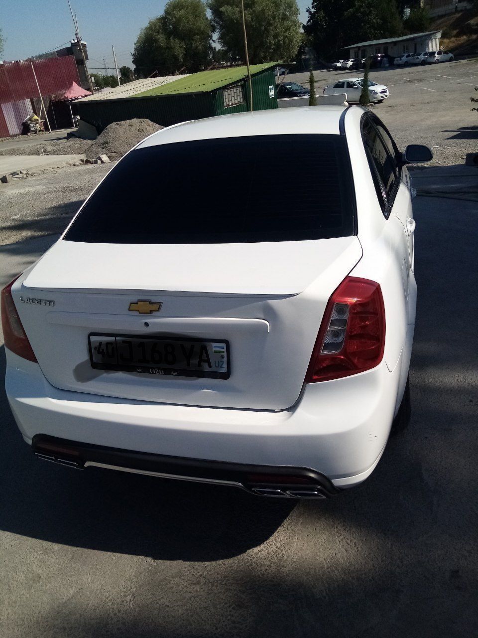 Lasetti 1.8 mexanika. Holati yaxshi. Metan. Ishga minib turgan moshina