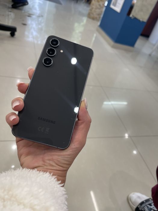 Samsung Galaxy S 24 FE