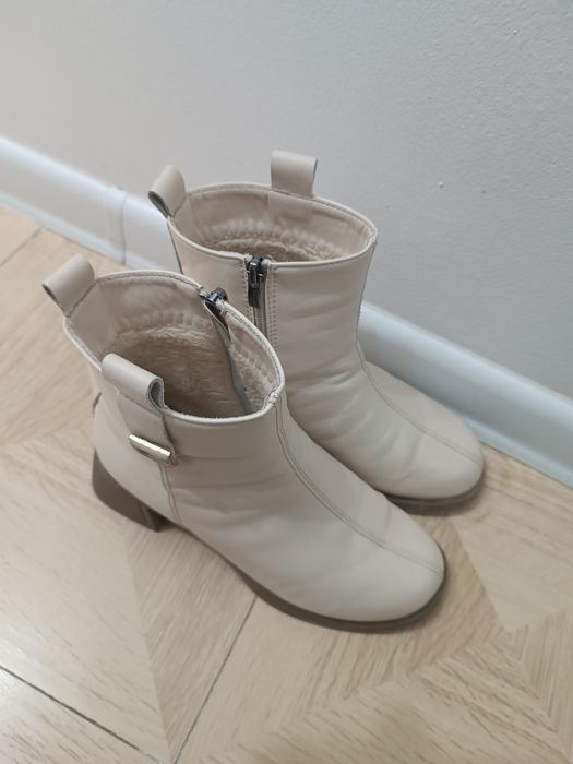 Продам женский  осенний сапоги обувь