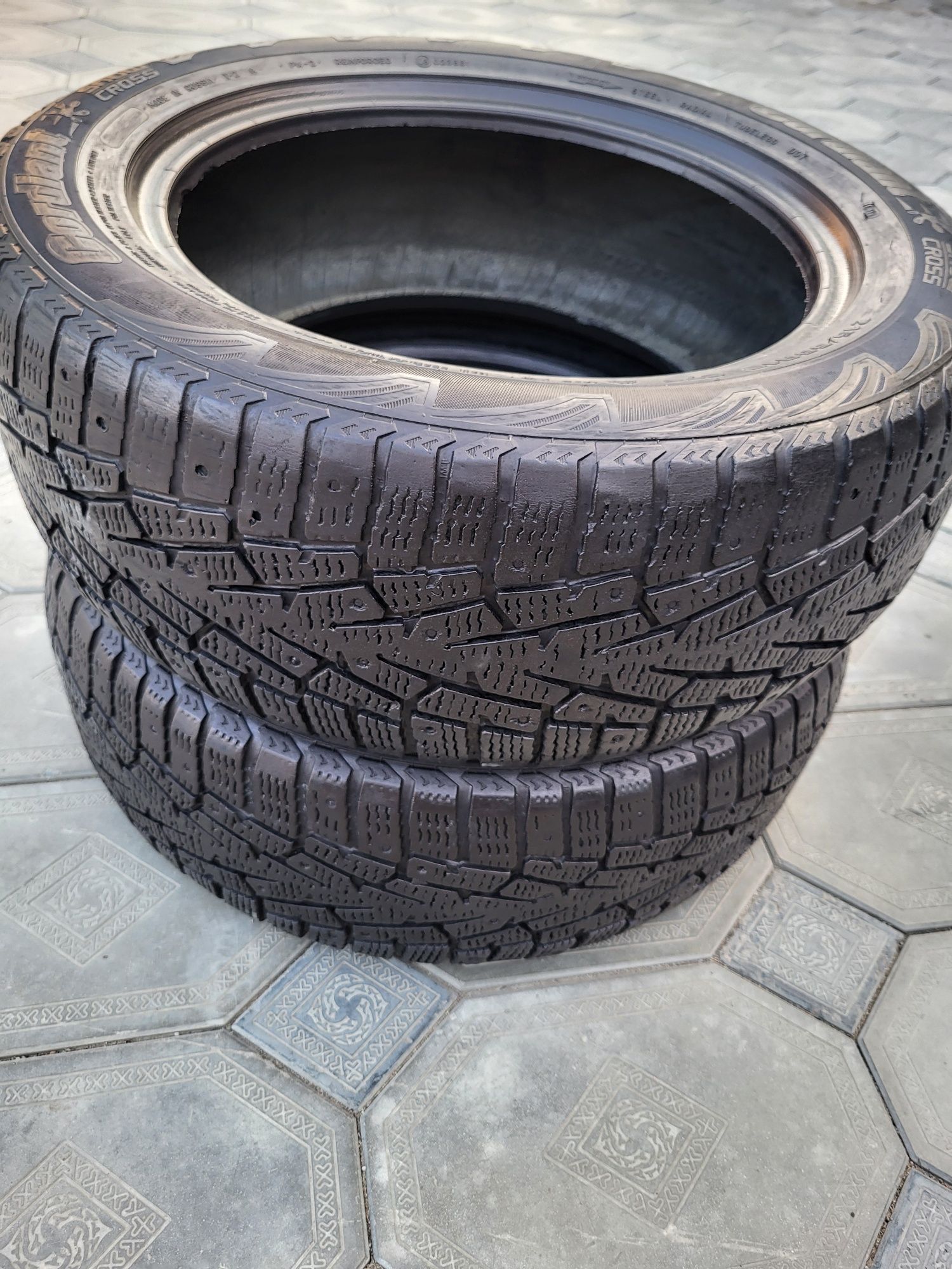 Продам шины всесезонку в паре 215/55/16