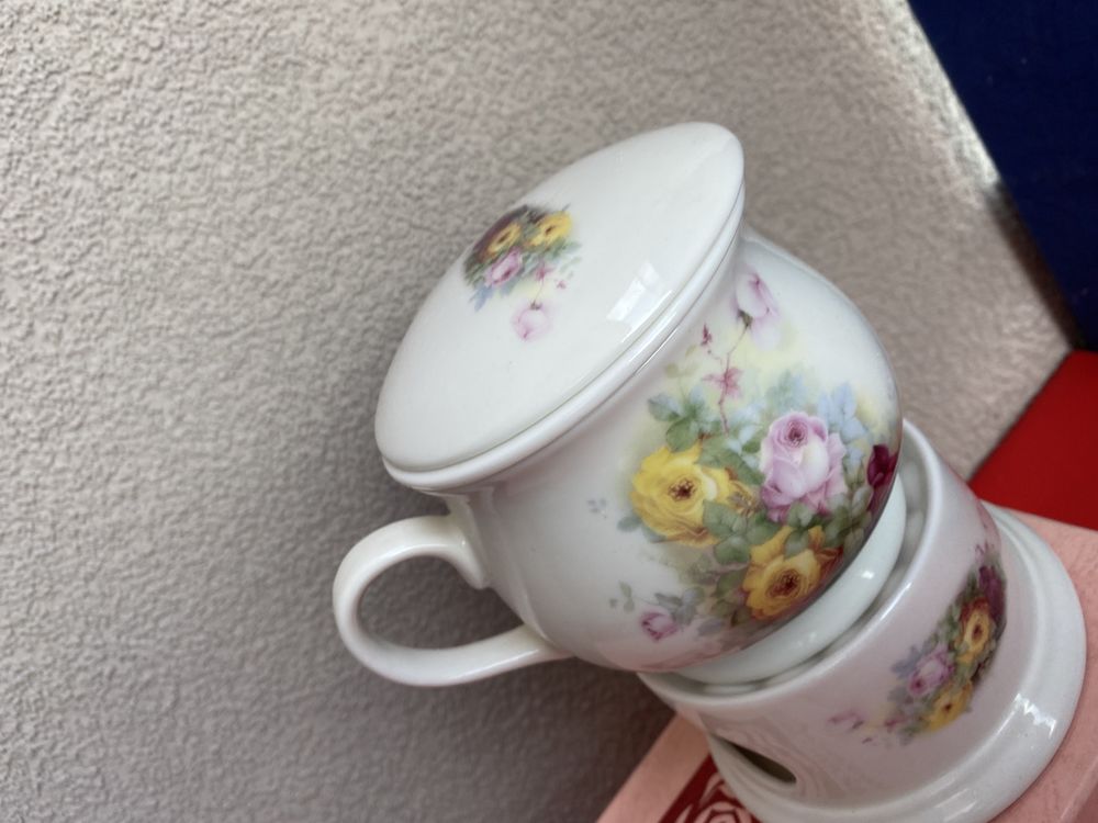 Порцеланова чаша за чай с маркировка Южна Корея 1988