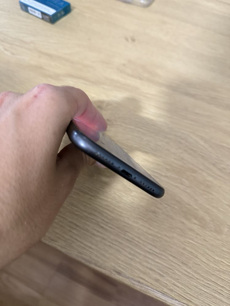 İPhone 11 64GB!!