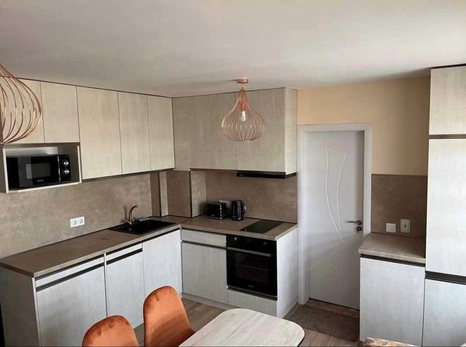 Дава се под наем Двустаен апартамент в Пловдив, Младежки Хълм - 45 кв.м за 350 € - Снимка #4