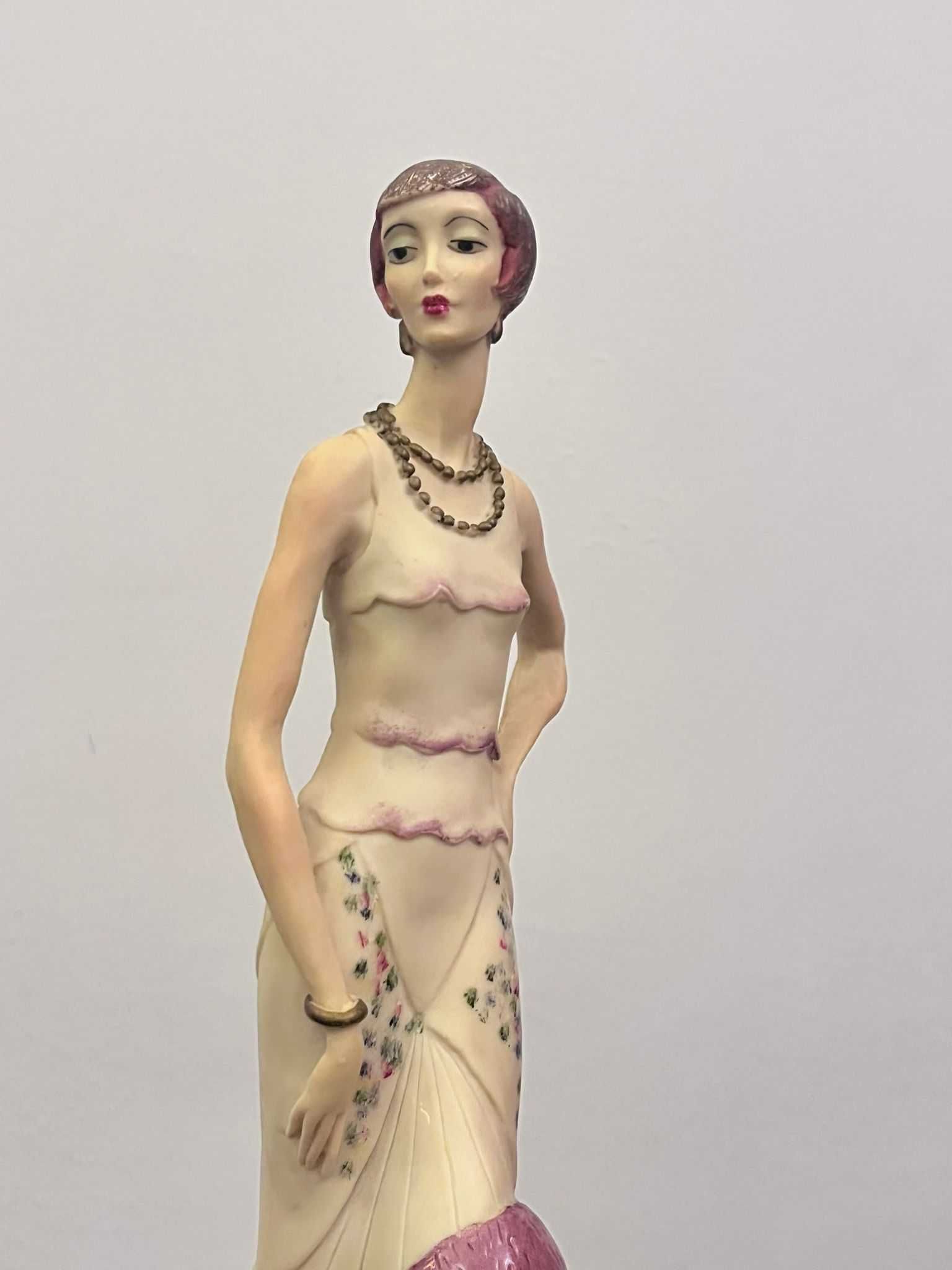 Bibelou alabastru Capodimonte MIRIAM marcata statueta bibelouri ieftin