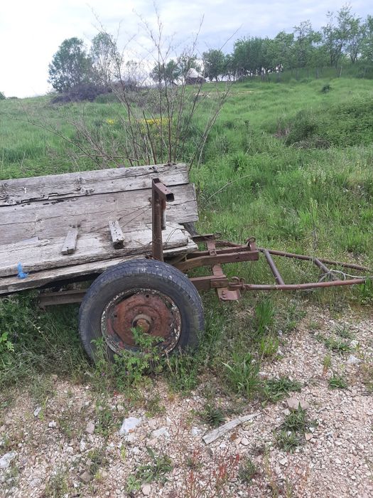 Vând remorca după tractor