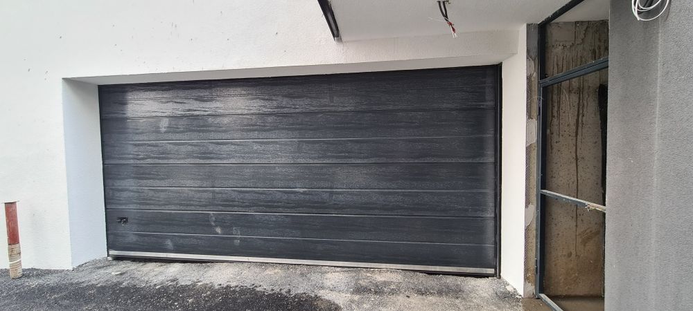 Usi de garaj  rezidentiale Antracit