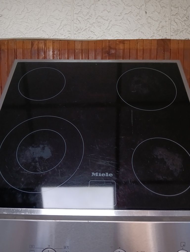 Иноксова печка за вграждане Миеле Miele с 2 години гаранция!
