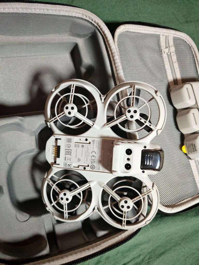 DJI Neo fly more combo