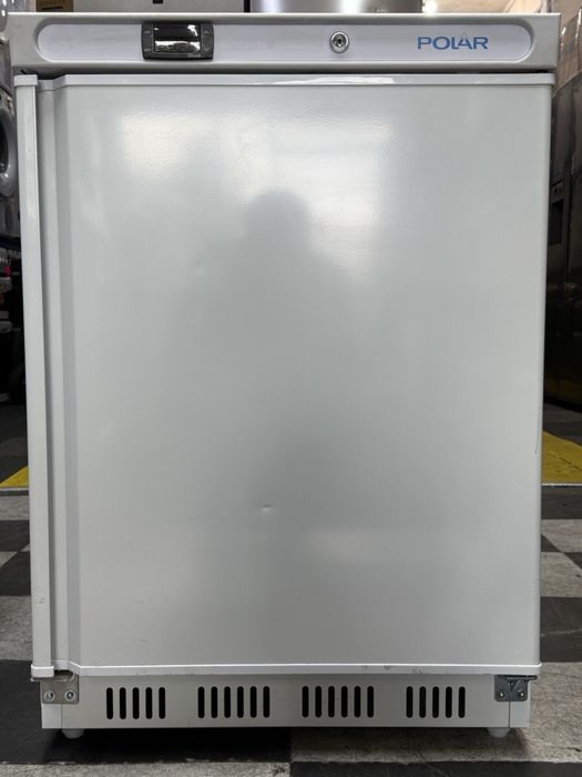 Мини бар/хладилник Polar C-Series 150Ltr