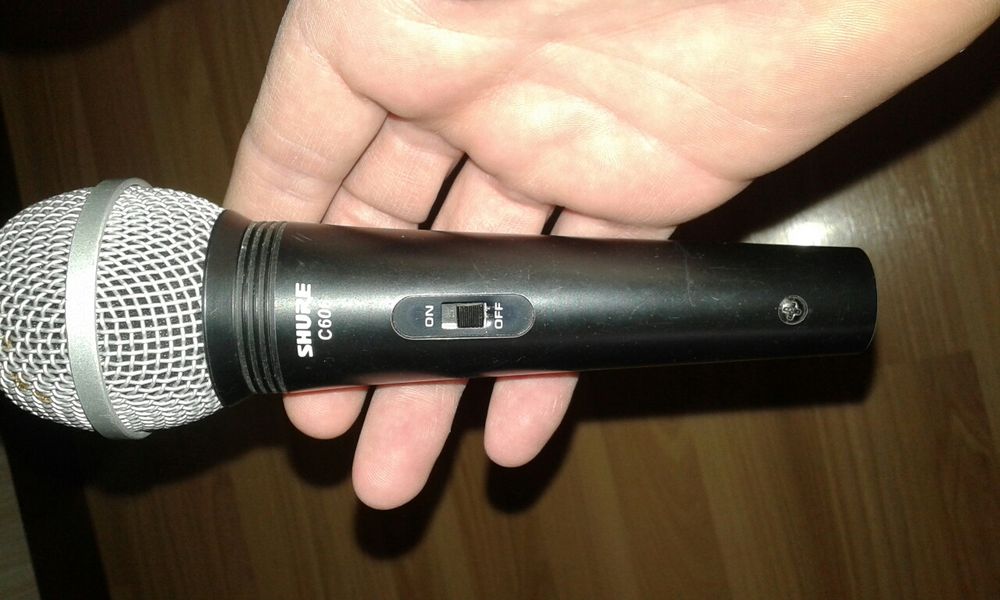 Microfon Shure in consitii bune