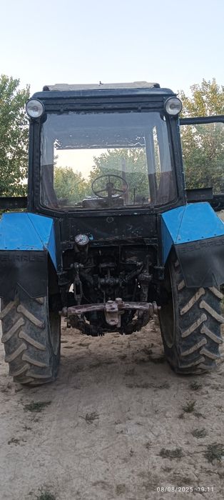 Belarus 80 katta kabina  srochni sotiladi