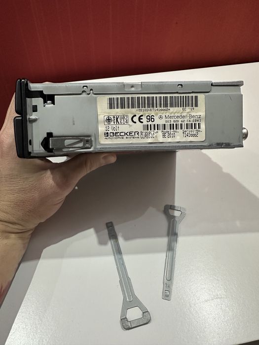 Radio Casetofon Mercedes Becker