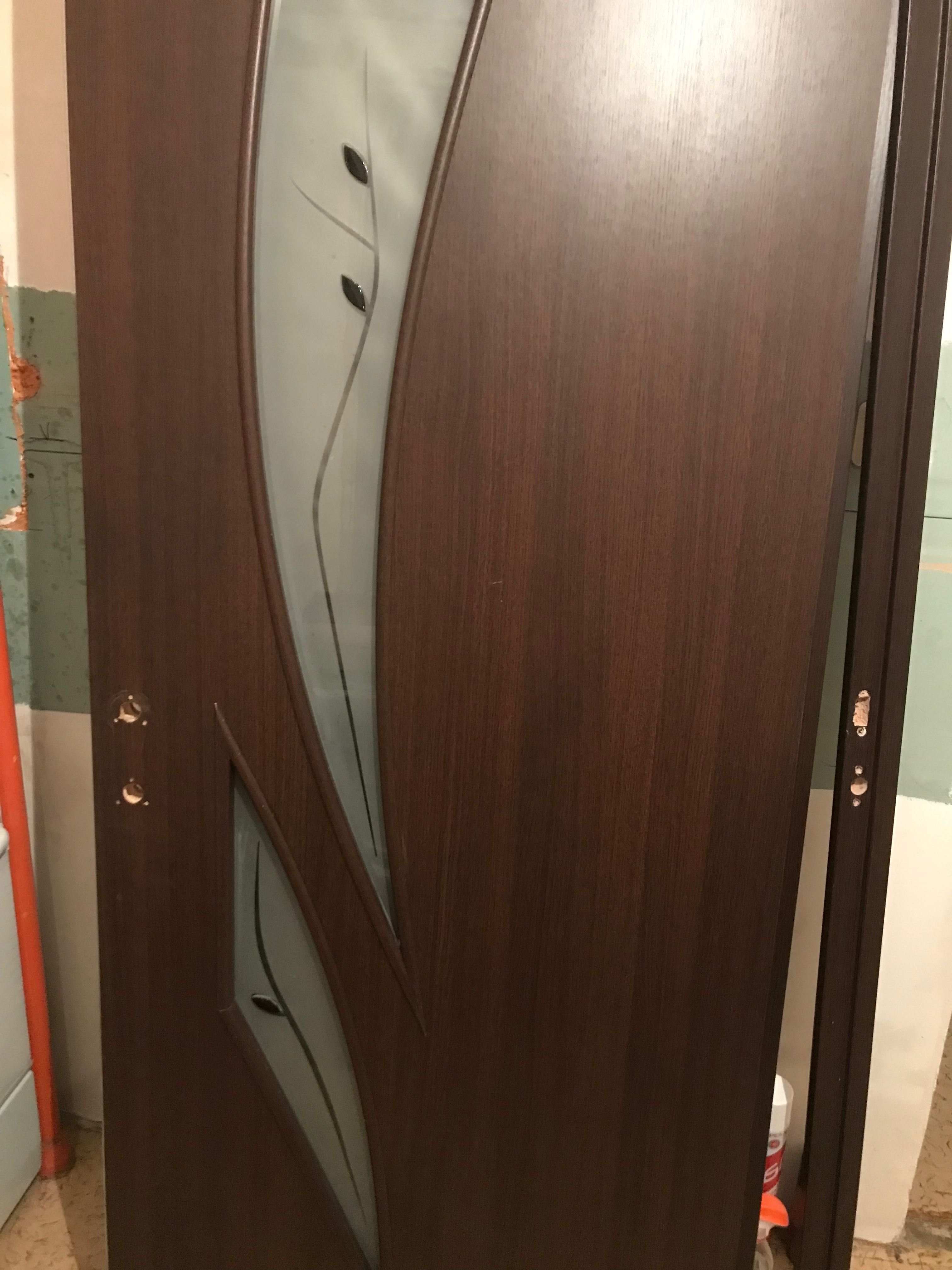 Продам межкомнатную дверь