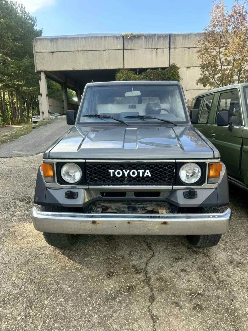 Toyota J70 DEZMEMBRARI Piese 1994 Far Pătrat & Rotund