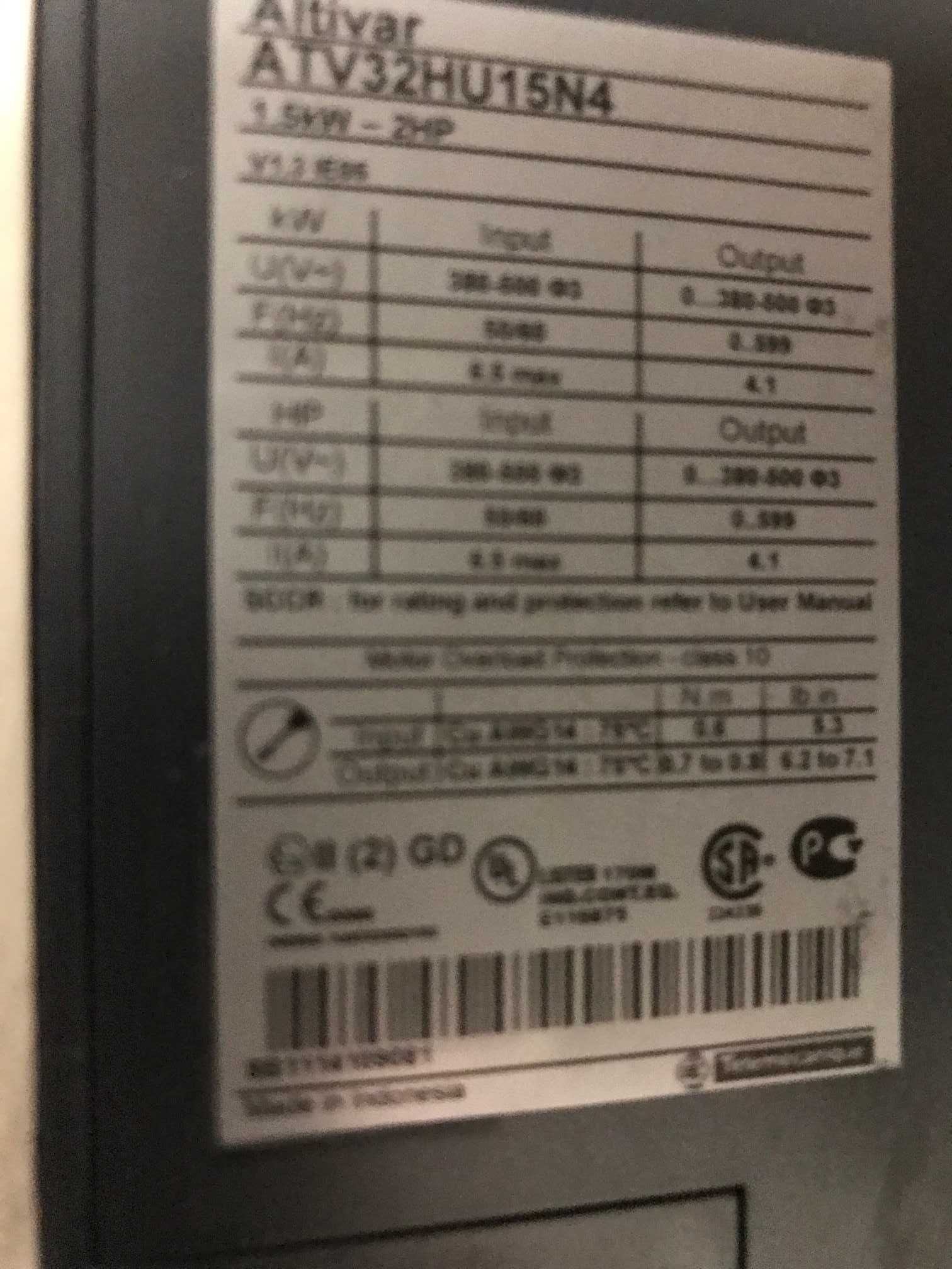 Честотен регулатор(инвертор) Altivar 32 1,5кw 400V AC