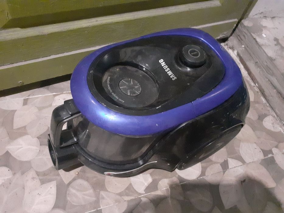 Продам пылесос Самсунг