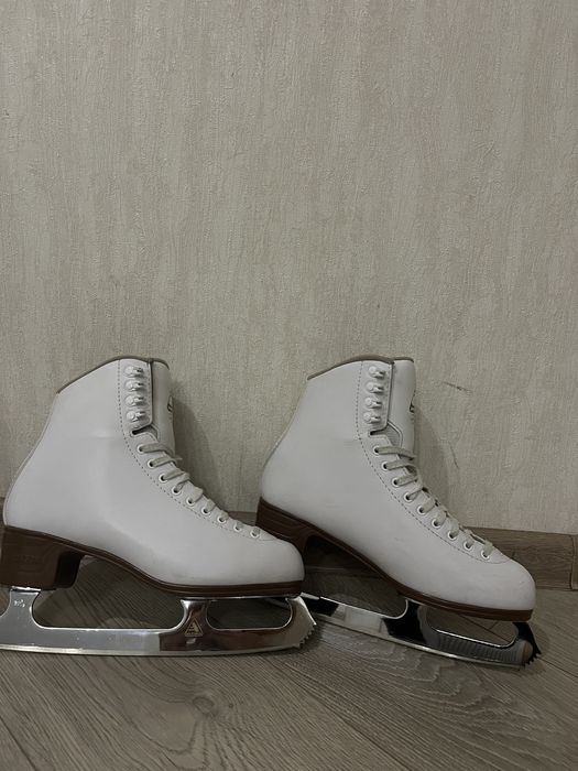 коньки Jackson Excel с лезвиями Mark 2. По стельке 25,5 см.