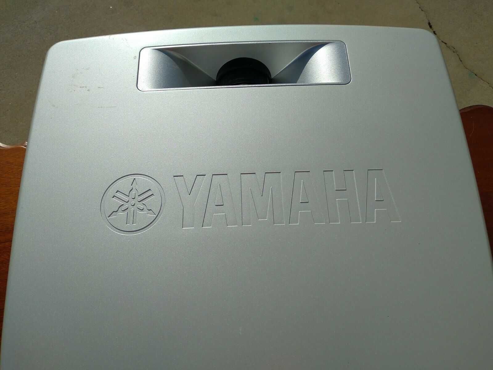 Yamaha / Pioneer ( проектор и проигрыватель DVD пишущий + CD )