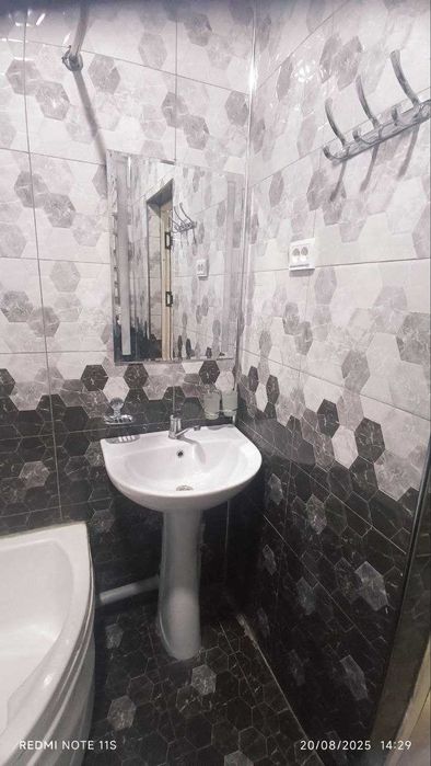 Квартира сотилади