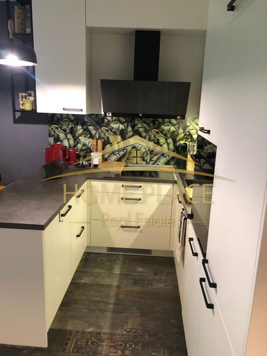 Дава се под наем Двустаен апартамент в Варна, Чайка - 68 кв.м за 918 € - Снимка #2