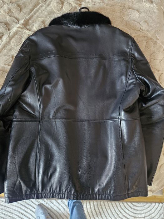 В продаже дубленка мужская