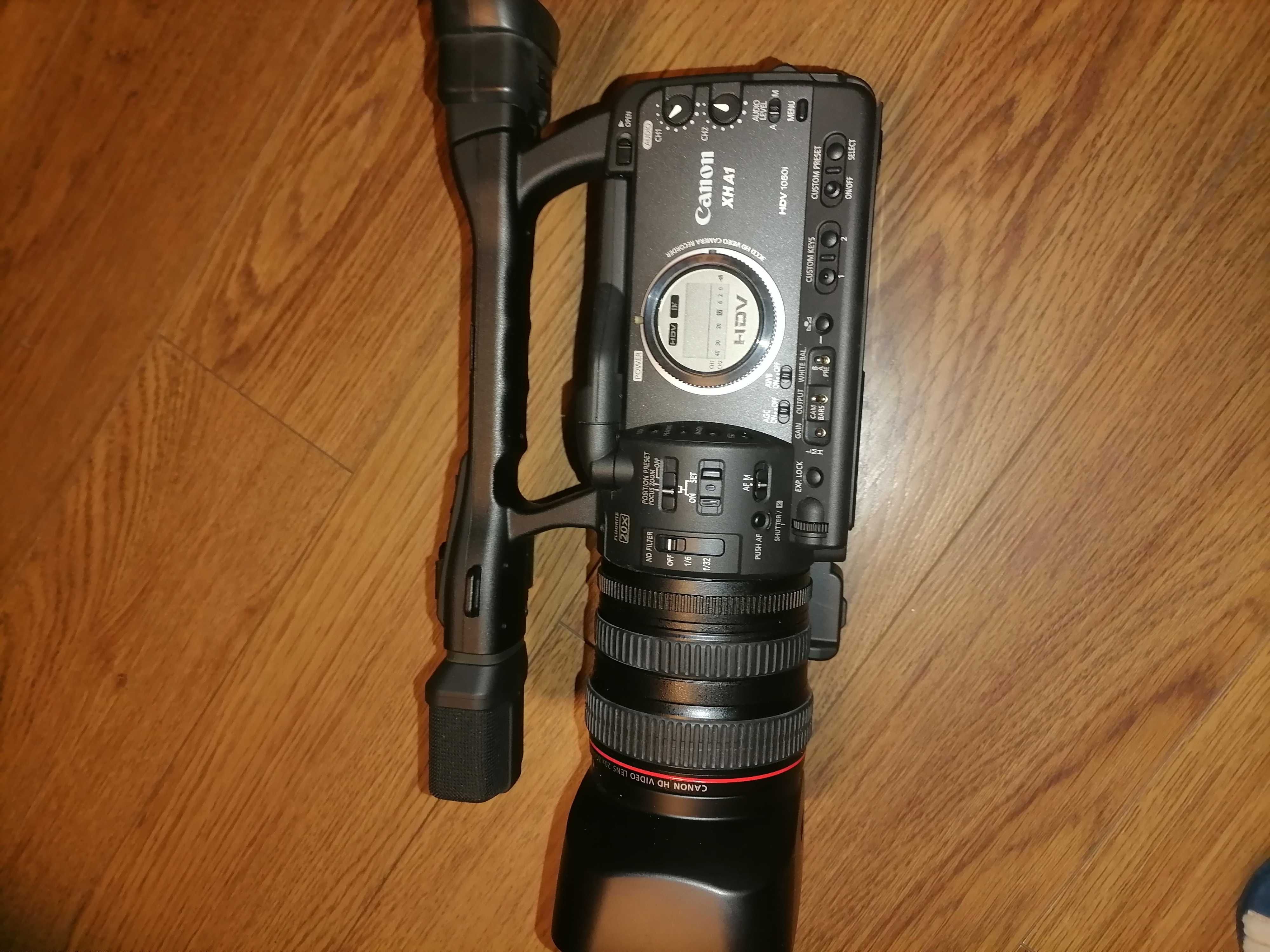 Canon XN A1 видеокамера