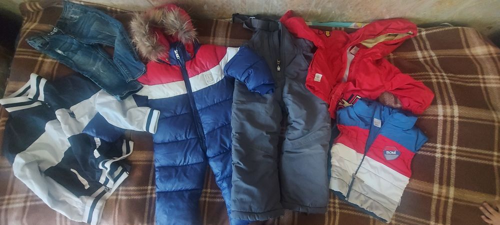 Отдам детские вещи