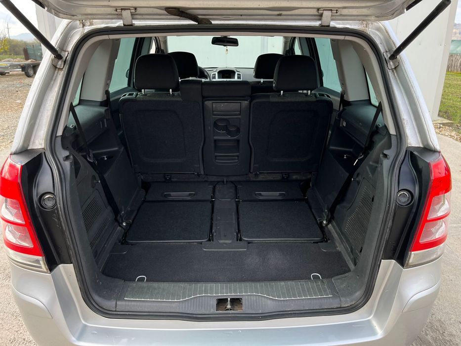 Opel Zafira B 1.7 diesel / 7 locuri / an 2008.09