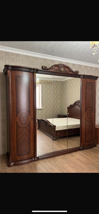 Спальный гарнитур