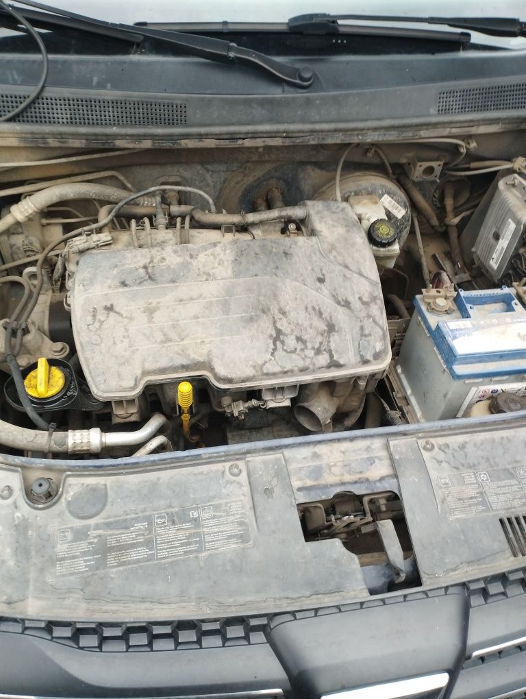 Dezmembrez Dacia Logan 2 1.2 benzina 2015