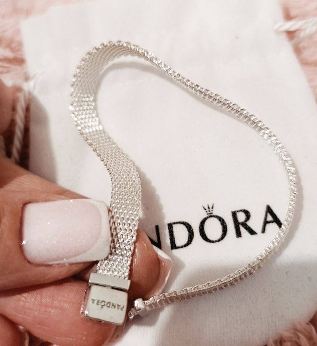 Сребърни гривни Pandora